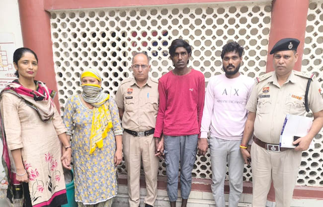 सोनीपत सोनीपत में पुलिस द्वारा गिरफ्तार  किए गए तीनों आरोपी।