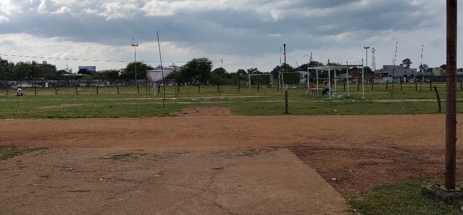 विभाग द्वारा बाबू पंढ़री राव कृदत्त स्टेडियम में वनरक्षक भर्ती के दक्षता परीक्षण की तैयारी चल रही।