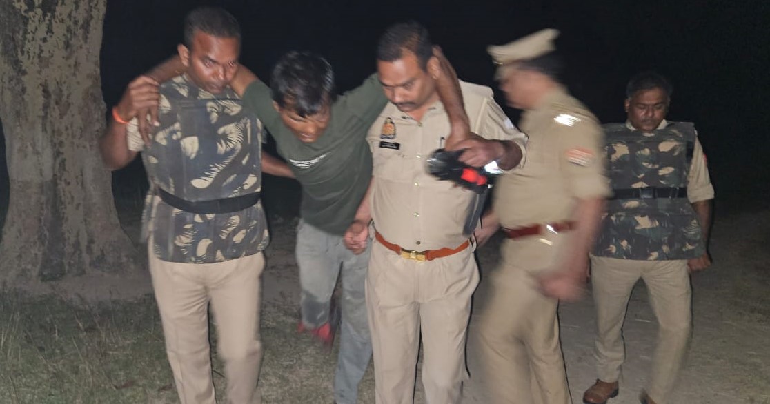 मुठभेड़ के बाद पकड़ा गया शातिर अभियुक्त