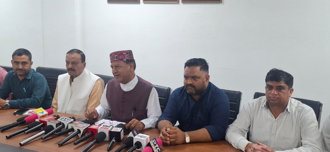 हिमाचल में तालाबंदी के तीन साल, जनता बेहाल हिमाचल में तालाबंदी के तीन साल, जनता बेहाल