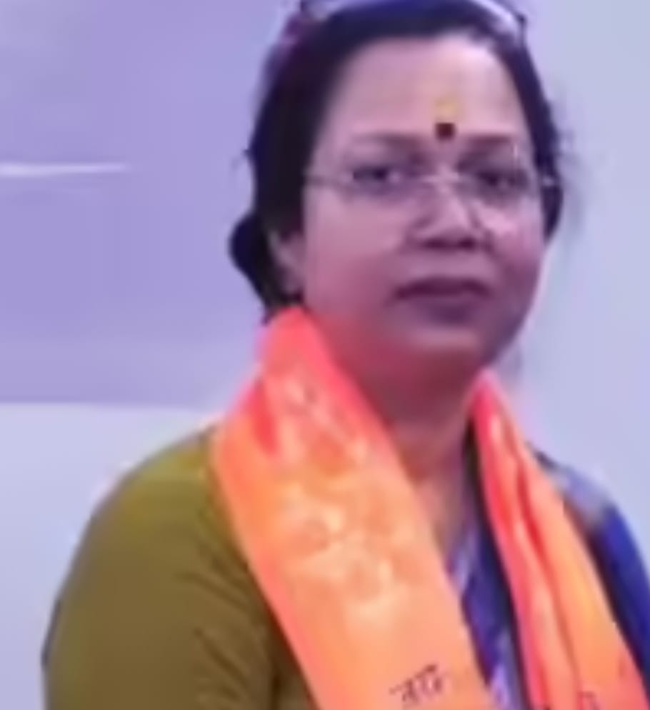 मुदकमे की आरोपी महिला आयोग की सदस्य अंजू प्रजापति मुदकमे की आरोपी महिला आयोग की सदस्य अंजू प्रजापति