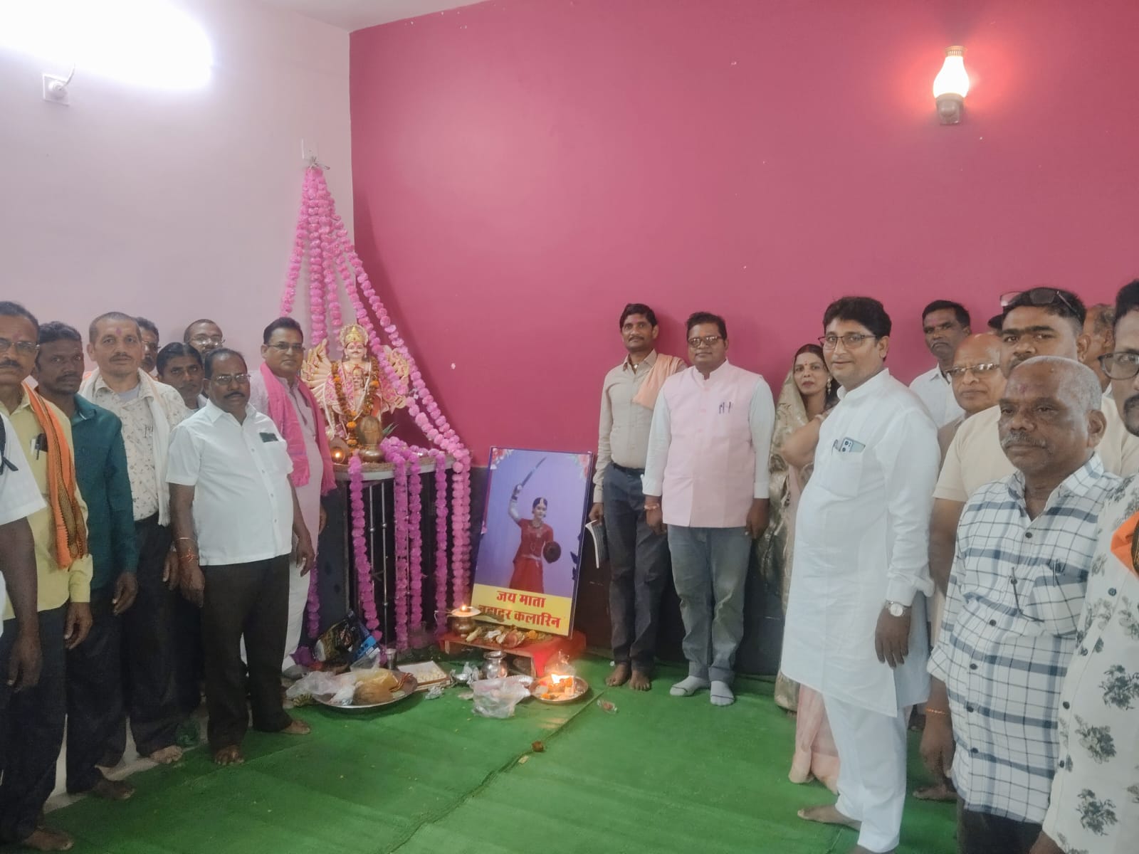 सहस्त्रबाहु अर्जुन जयंती मनाते हुए सिन्हा समाजजन। सहस्त्रबाहु अर्जुन जयंती मनाते हुए सिन्हा समाजजन।