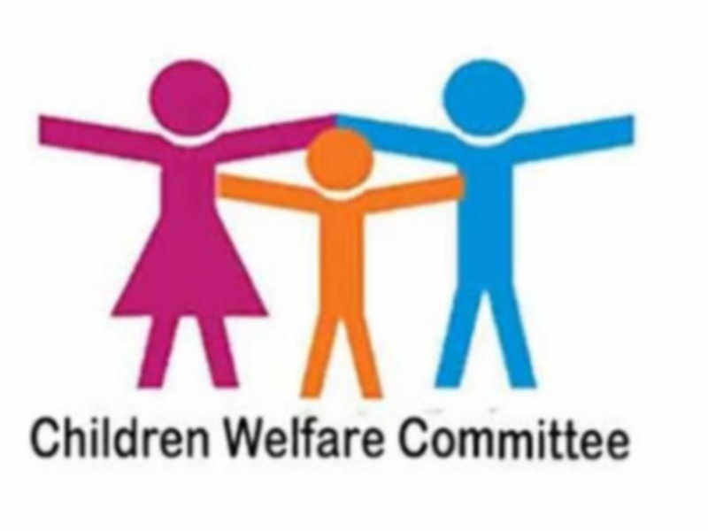 क्लास में पटाखे फोड़ने पर पिटाई के मामले में बाल कल्याण समिति ने शिक्षकों को भेजा नोटिस क्लास में पटाखे फोड़ने पर पिटाई के मामले में बाल कल्याण समिति ने शिक्षकों को भेजा नोटिस