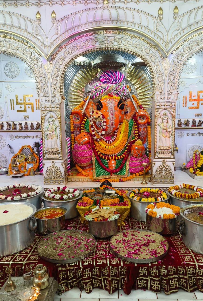 नहर के गणेशजी  मंदिर में अन्नकूट महोत्सव