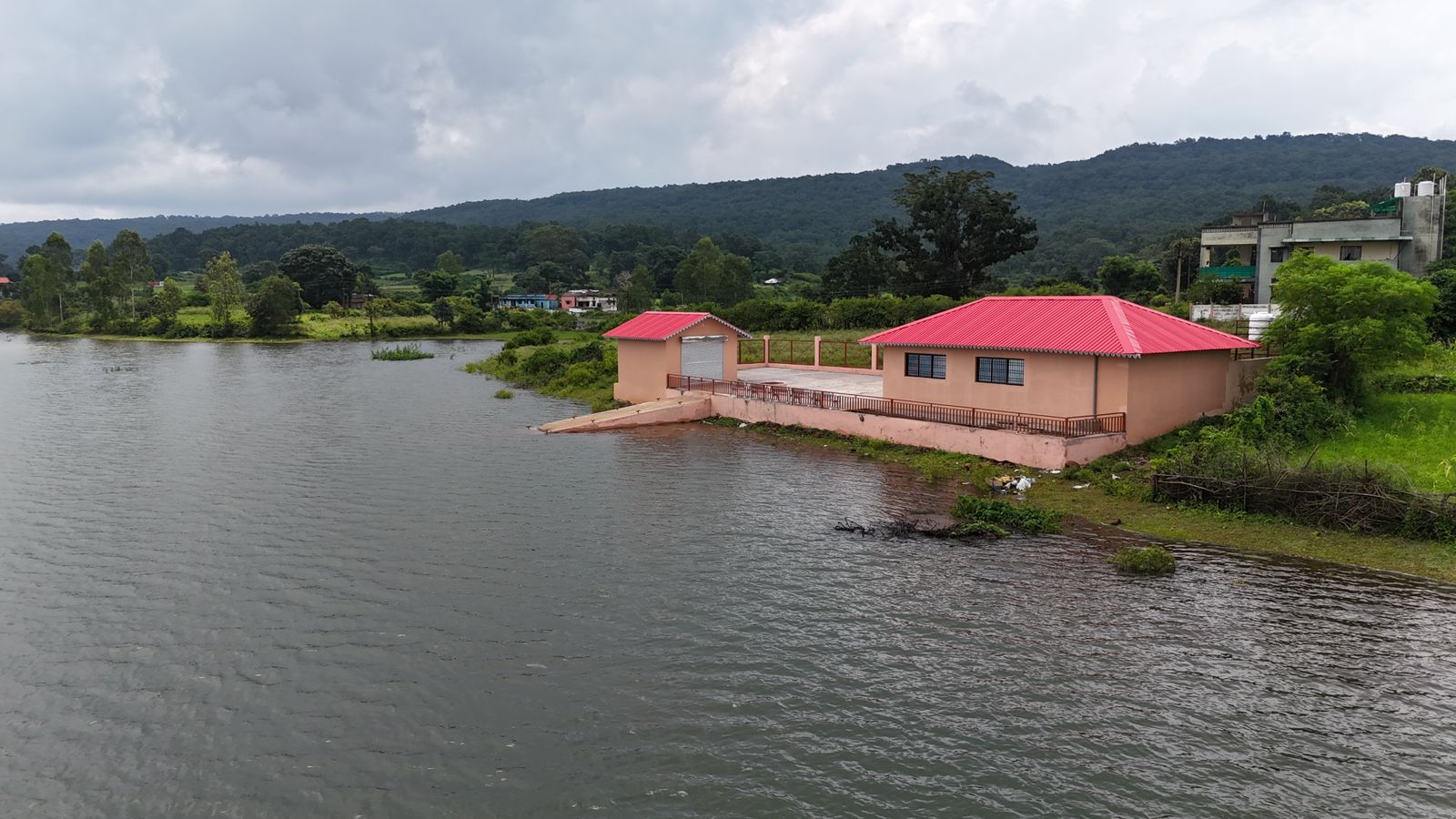 आधुनिक बोट क्लब का मनोरम दृश्य 2