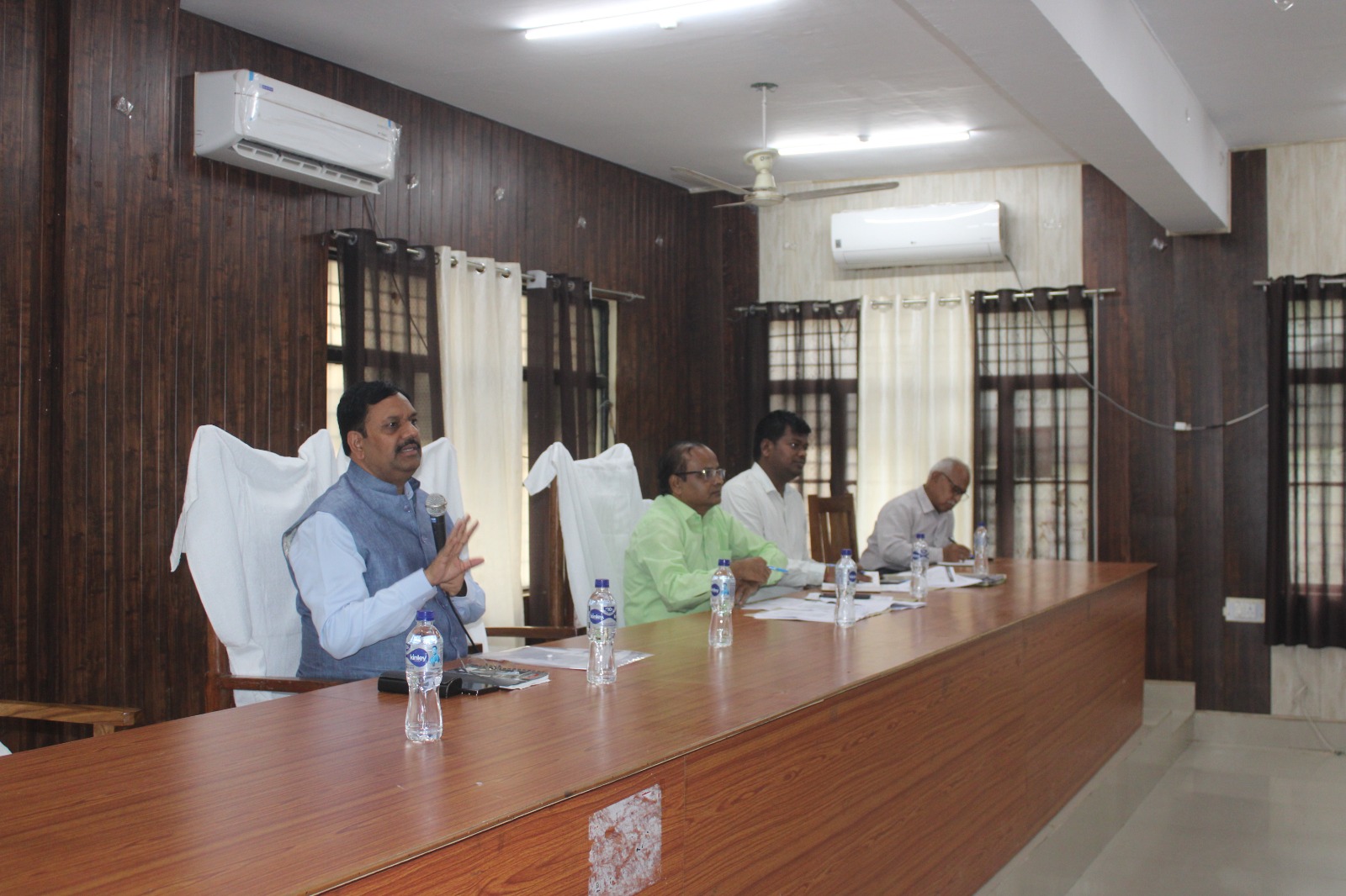 फोटो फोटो