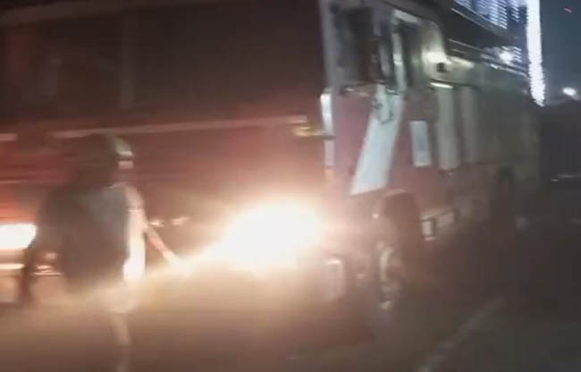 सोनीपत गन्नौर में तीन मंजिला दुकान में लगी आग