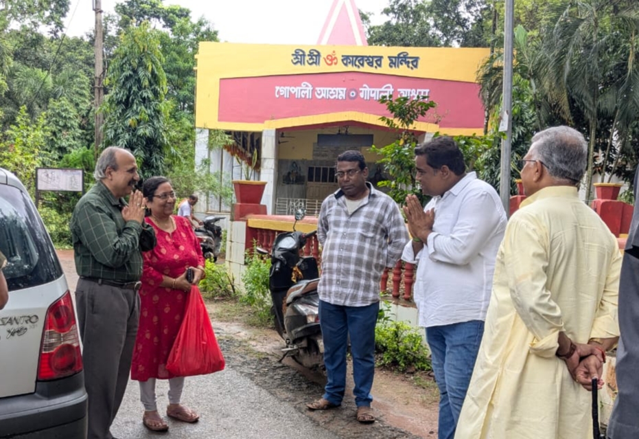 गोपाली आश्रम में गोपाष्टमी भाजपा के लोग रहे