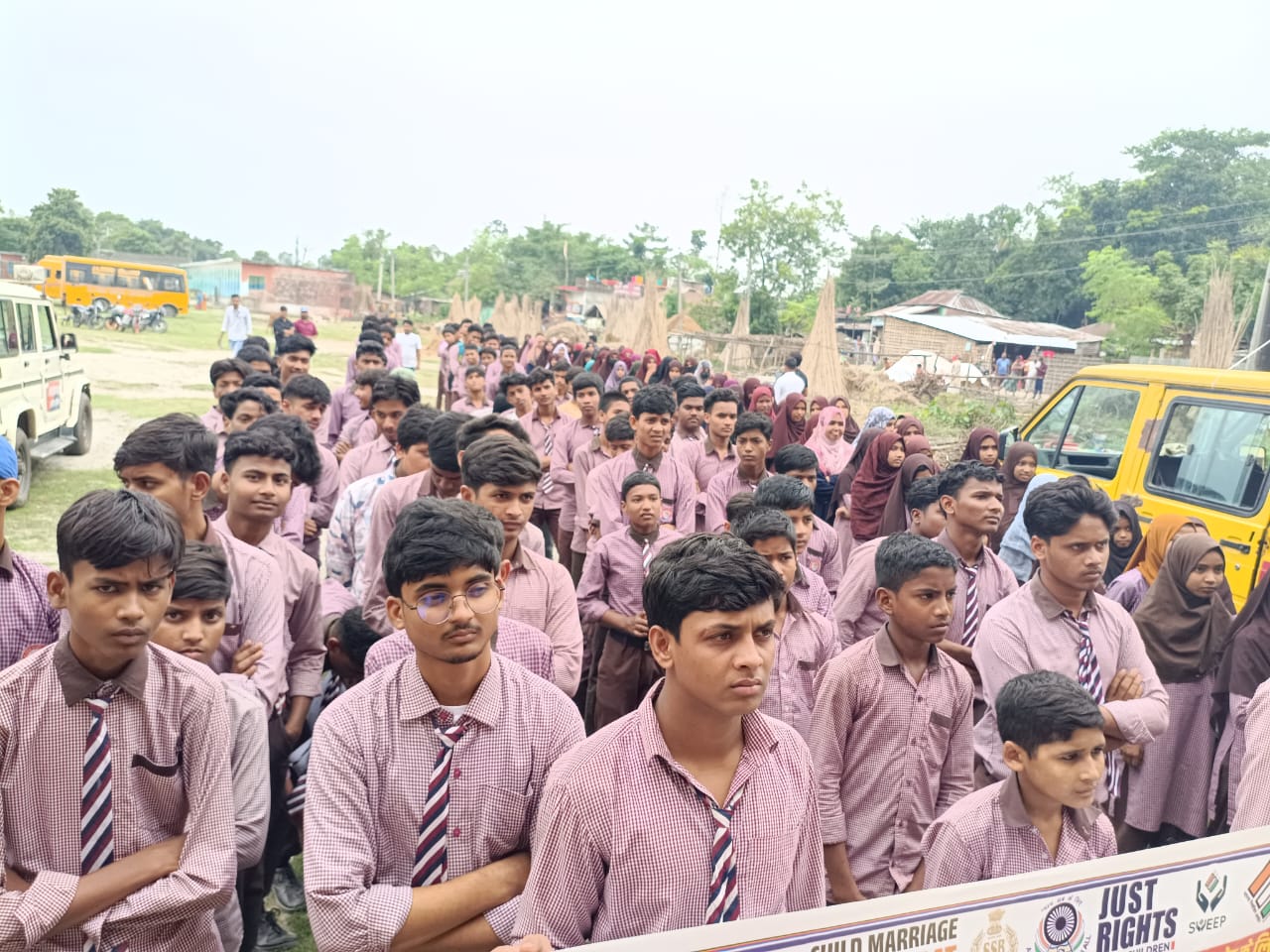 Araria Photo: School children participating in the rally Araria Photo: School children participating in the rally