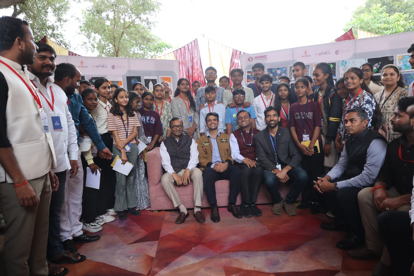 फोटो फोटो