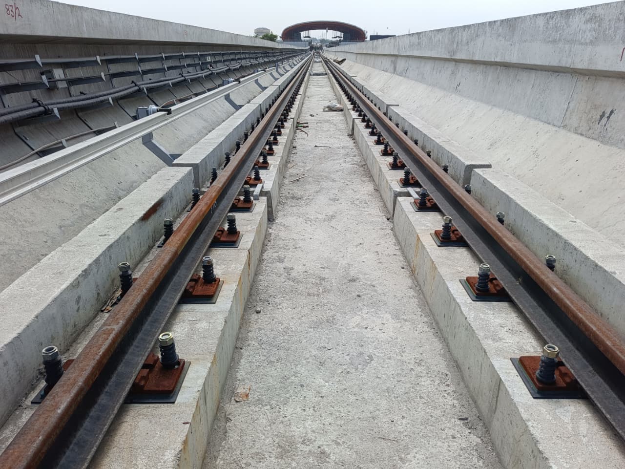 निर्माण कार्य के दौरान लिया गया छायाचित्र निर्माण कार्य के दौरान लिया गया छायाचित्र