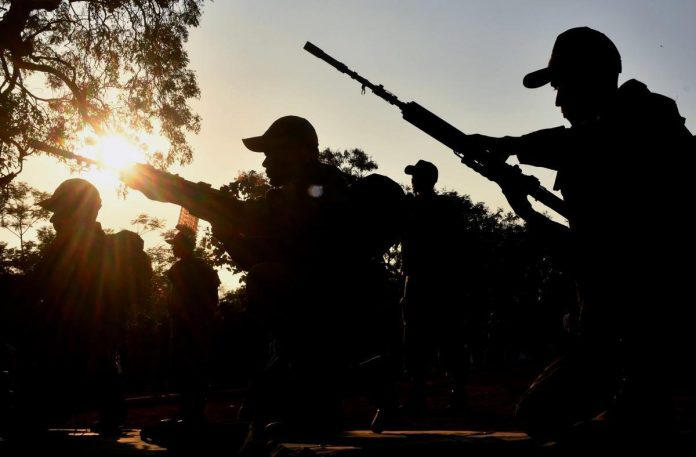 जम्मू-कश्मीर के पुंछ में नियंत्रण रेखा पर आकस्मिक गोलीबारी में अग्निवीर घायल