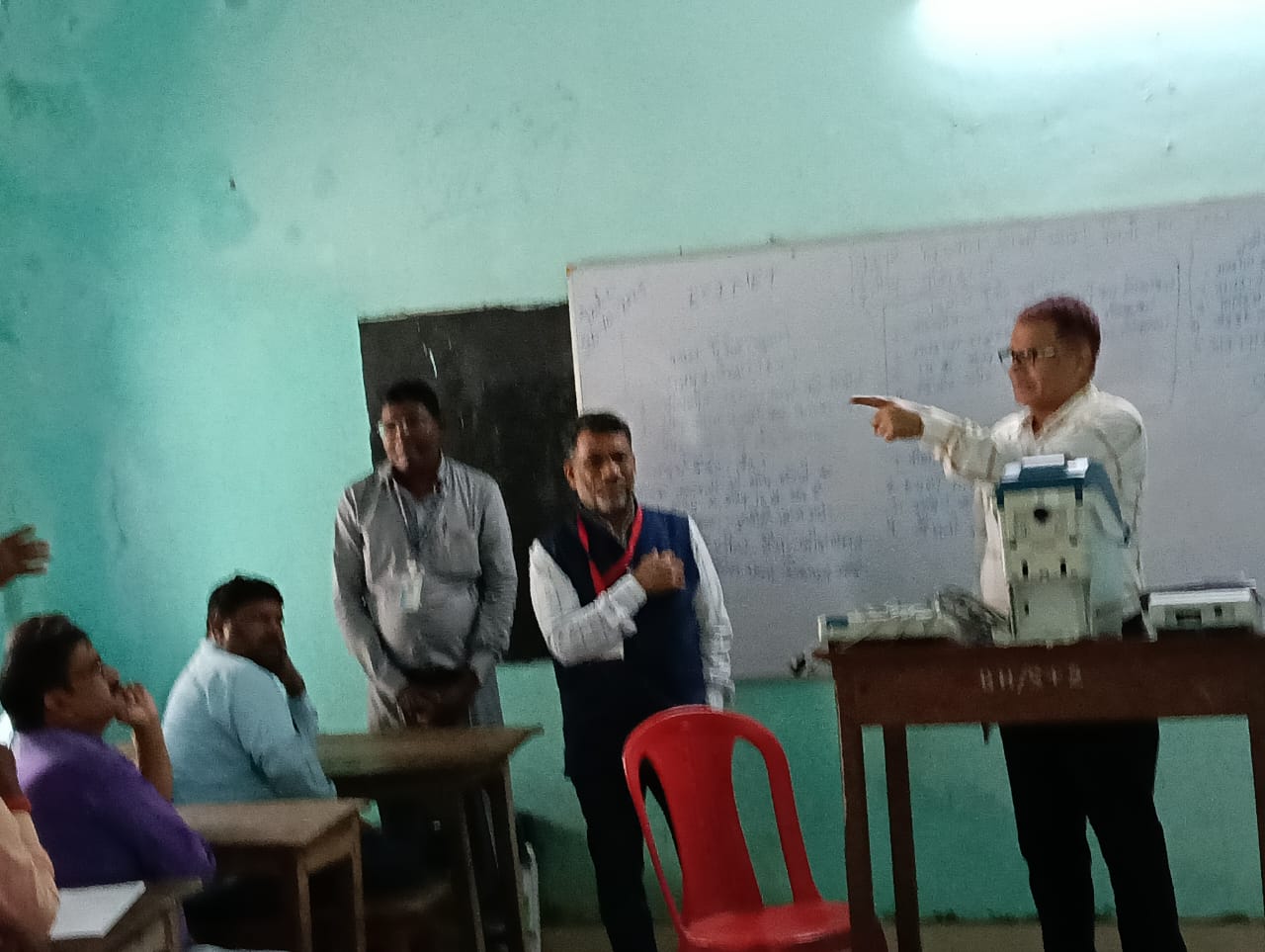 सामान्य प्रेक्षक कैलाश वानखेड़े ने द्वितीय चरण के प्रशिक्षण कार्यक्रम का किया निरीक्षण सामान्य प्रेक्षक कैलाश वानखेड़े ने द्वितीय चरण के प्रशिक्षण कार्यक्रम का किया निरीक्षण