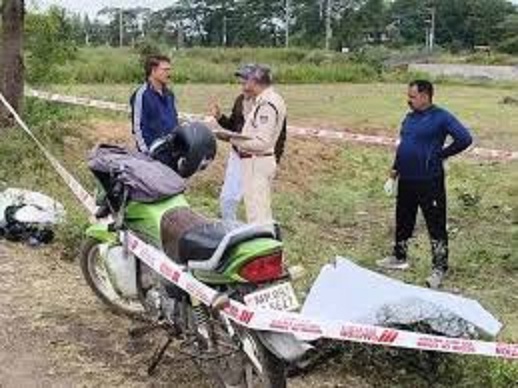 युवक ने 12 बोर की बंदूक से खुद को गोली मारकर की आत्महत्या युवक ने 12 बोर की बंदूक से खुद को गोली मारकर की आत्महत्या