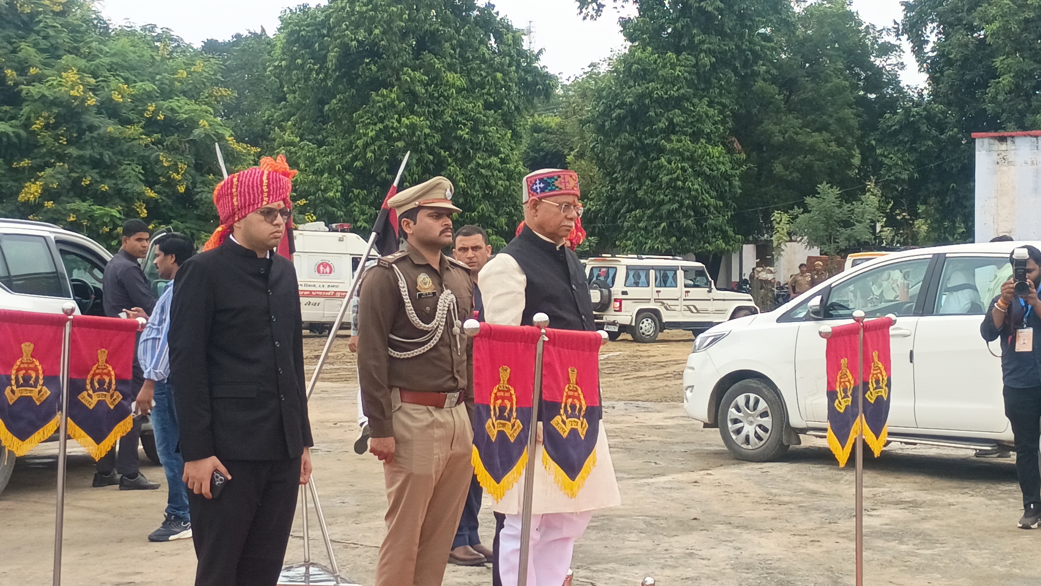 राज्य पाल हिमाचल प्रदेश शिव प्रताप शुक्ल गार्ड ऑफ ऑनर लेते हुए