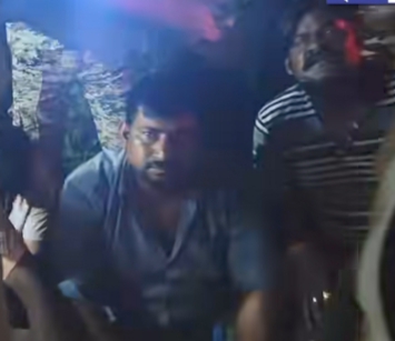 दासपुर में फिर पकड़ा गया प्रतिबंधित कफ सीरप का जखीरा दासपुर में फिर पकड़ा गया प्रतिबंधित कफ सीरप का जखीरा