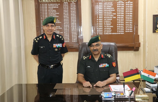 ब्रिगेडियर प्रफुल मोहन सैन्य अस्पताल देहरादून का कार्यभार ग्रहण करते। ब्रिगेडियर प्रफुल मोहन सैन्य अस्पताल देहरादून का कार्यभार ग्रहण करते।