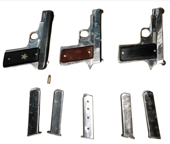 पंजाब पुलिस द्वारा बरामद हथियार