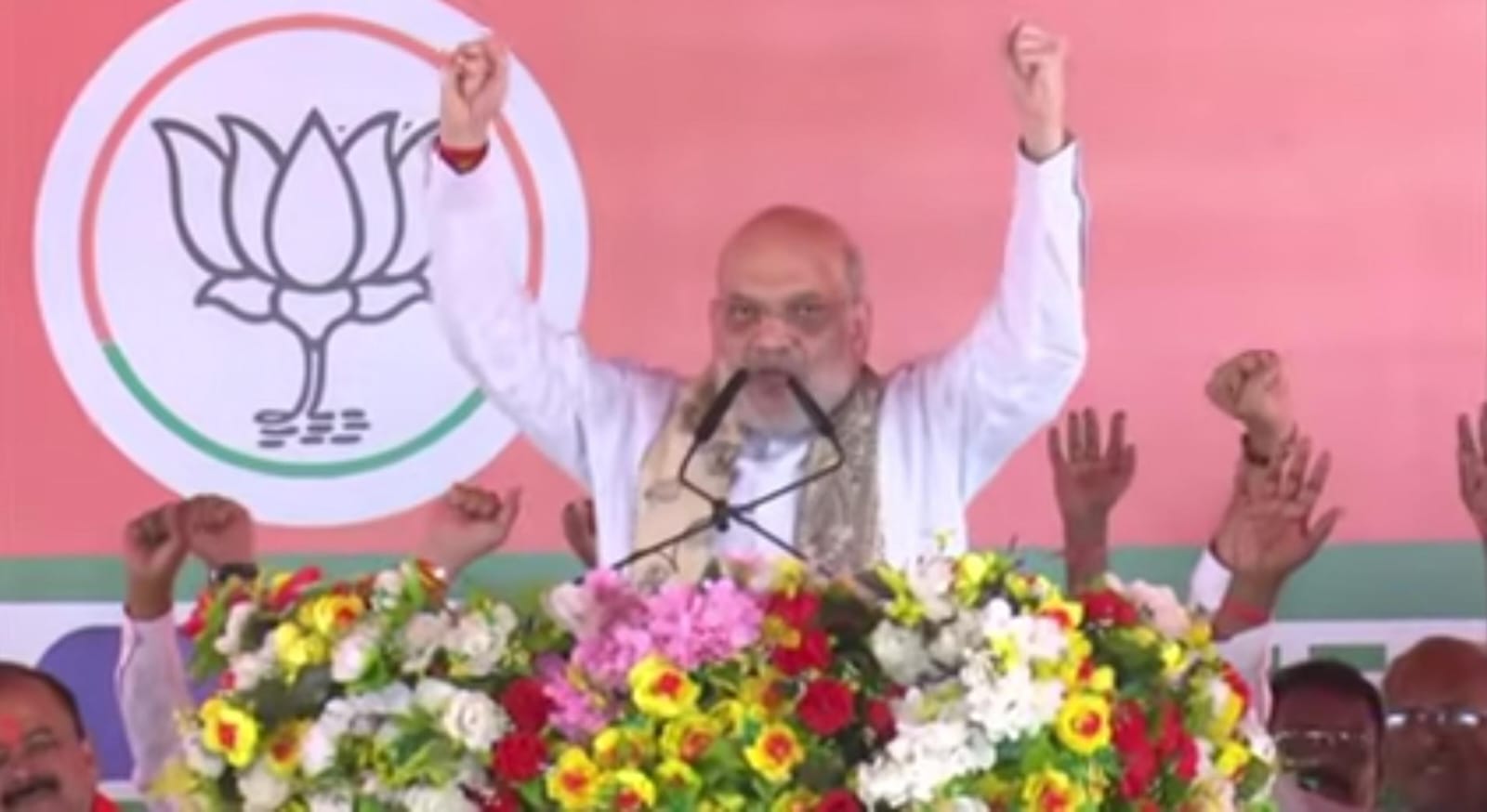 अमित शाह मुजफ्फरपुर में सभा को संबोधित करते हुए