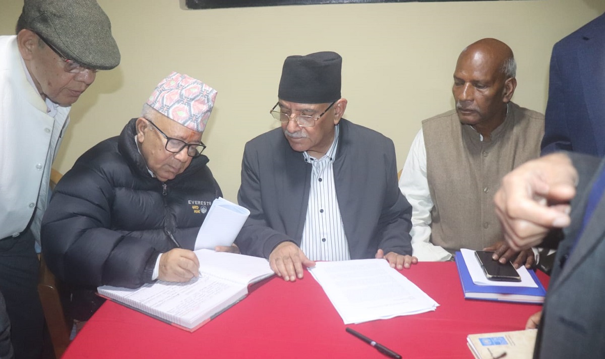 नई पार्टी बनाने पर वामपंथी दलों का हस्ताक्षर