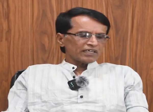 मोजुल्ला वेणुगोपाल राव उर्फ भूपति