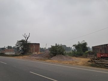 ठंड की गिरफ्त में आने लगा बलरामपुर जिला, तापमान में आई गिरावट