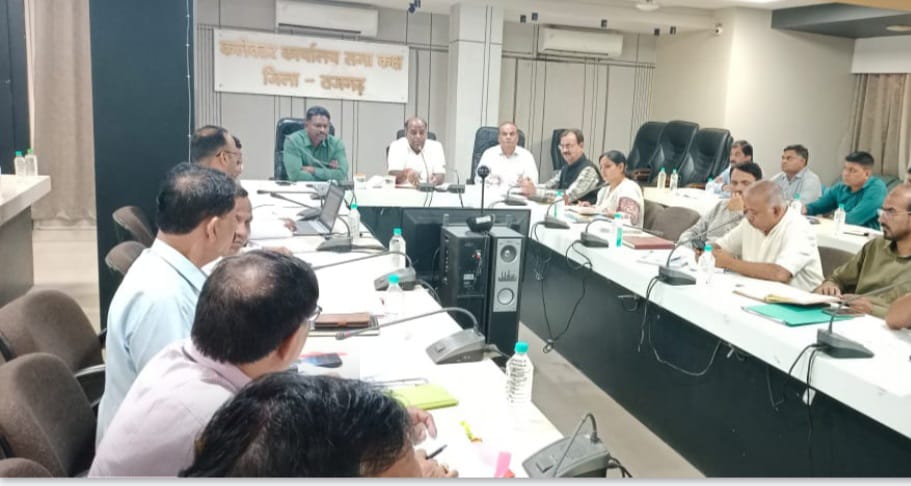 कलेक्टर सख्त,शिकायत पर त्वरित कार्रवाई के निर्देश कलेक्टर सख्त,शिकायत पर त्वरित कार्रवाई के निर्देश