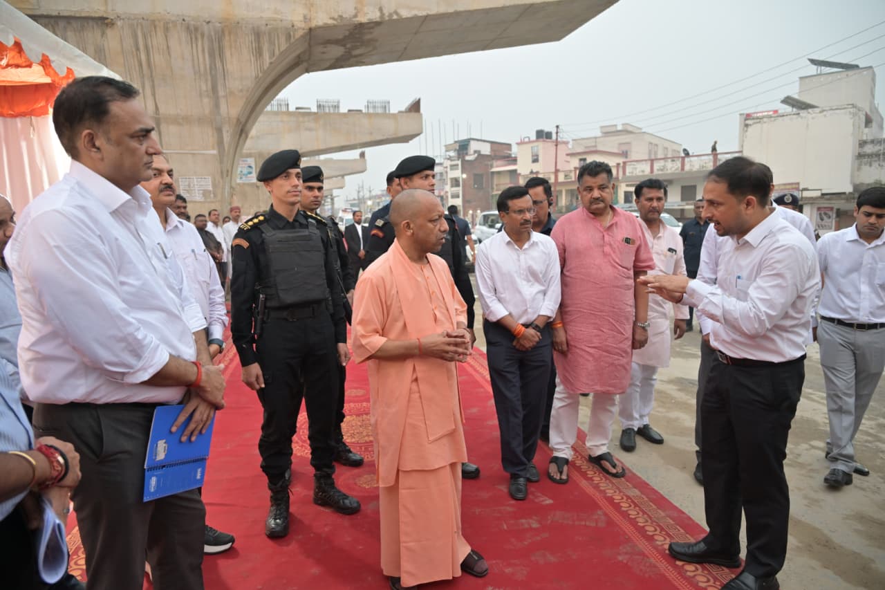 विरासत गलियारा का निरीक्षण करने के दौरान मुख्यमंत्री ने दिया भरोसा, तैयारी के लिए जीडीए-नगर निगम के अफसरों को निर्देश* विरासत गलियारा का निरीक्षण करने के दौरान मुख्यमंत्री ने दिया भरोसा, तैयारी के लिए जीडीए-नगर निगम के अफसरों को निर्देश*