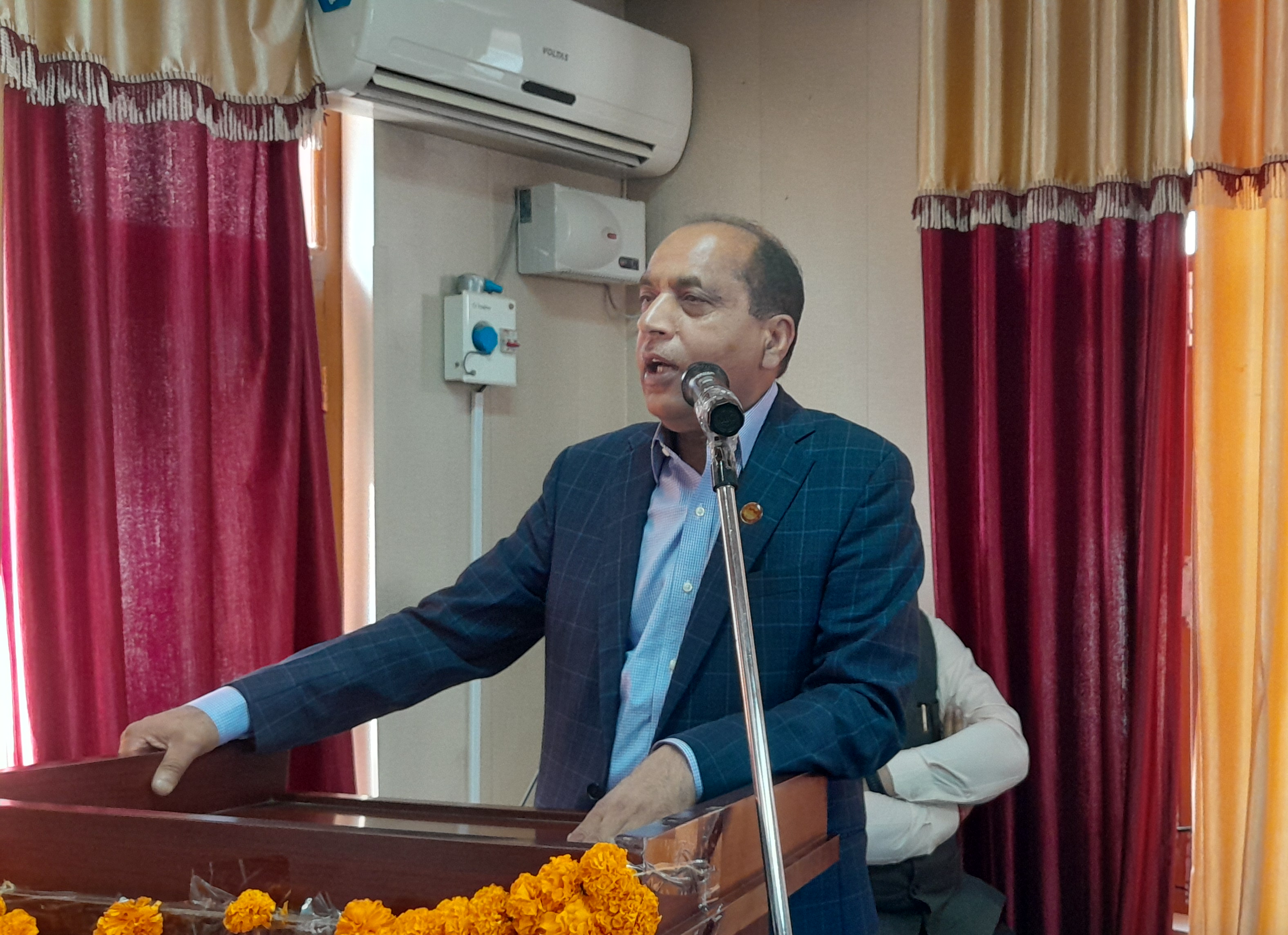 जयराम ठाकुर,नेता प्रतिपक्ष एवं पूर्व मुख्यमंत्री ।