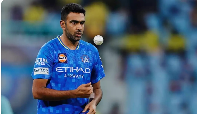 भारतीय ऑफ स्पिनर रविचंद्रन अश्विन