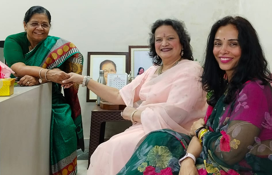 यूएस चैम्बर ऑफ कॉमर्स की अध्यक्ष वोरिया ने सांसद मंजू शर्मा से की लघु उद्योगों को प्रोत्साहन देने की सराहना यूएस चैम्बर ऑफ कॉमर्स की अध्यक्ष वोरिया ने सांसद मंजू शर्मा से की लघु उद्योगों को प्रोत्साहन देने की सराहना