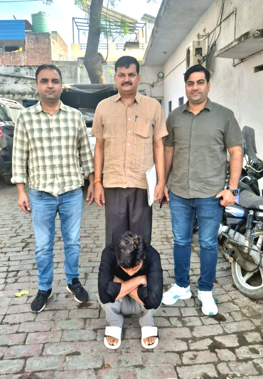 पानीपत पुलिस हिरासत में हथियार सप्लायर