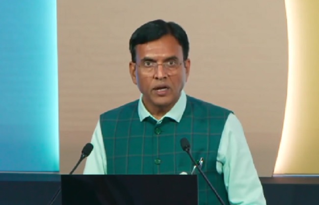 सामाजिक विकास के दूसरे विश्व शिखर सम्मेलन को संबोधित करते डॉ. मनसुख मंडाविया