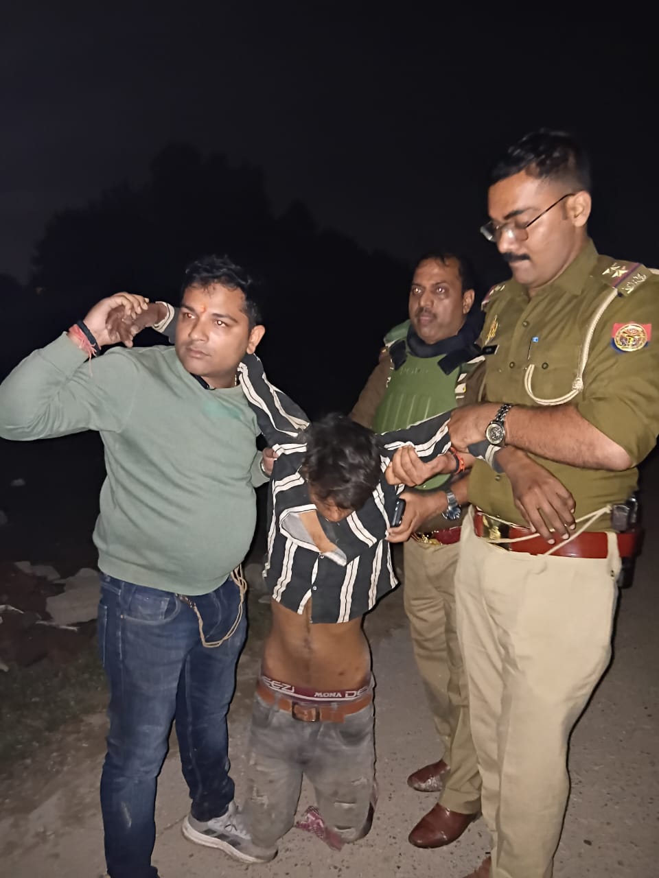 मुठभेड़ में घायल आरोपित मुठभेड़ में घायल आरोपित