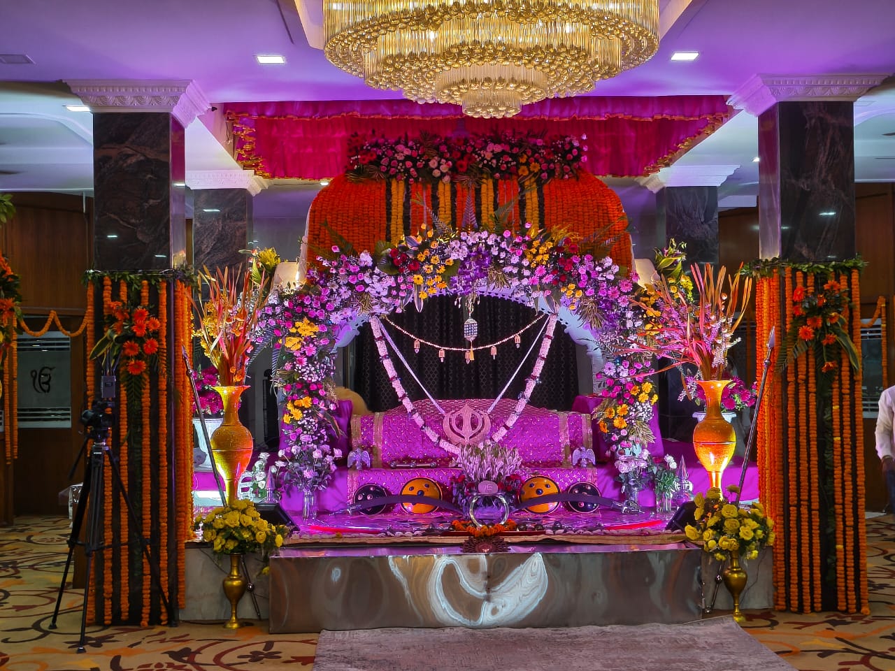 गुरू सिंग सभा भवन धमतरी।