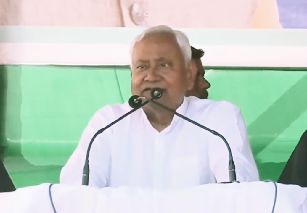 अररिया फोटो:रानीगंज में कमाना संबोधन अररिया फोटो:रानीगंज में कमाना संबोधन