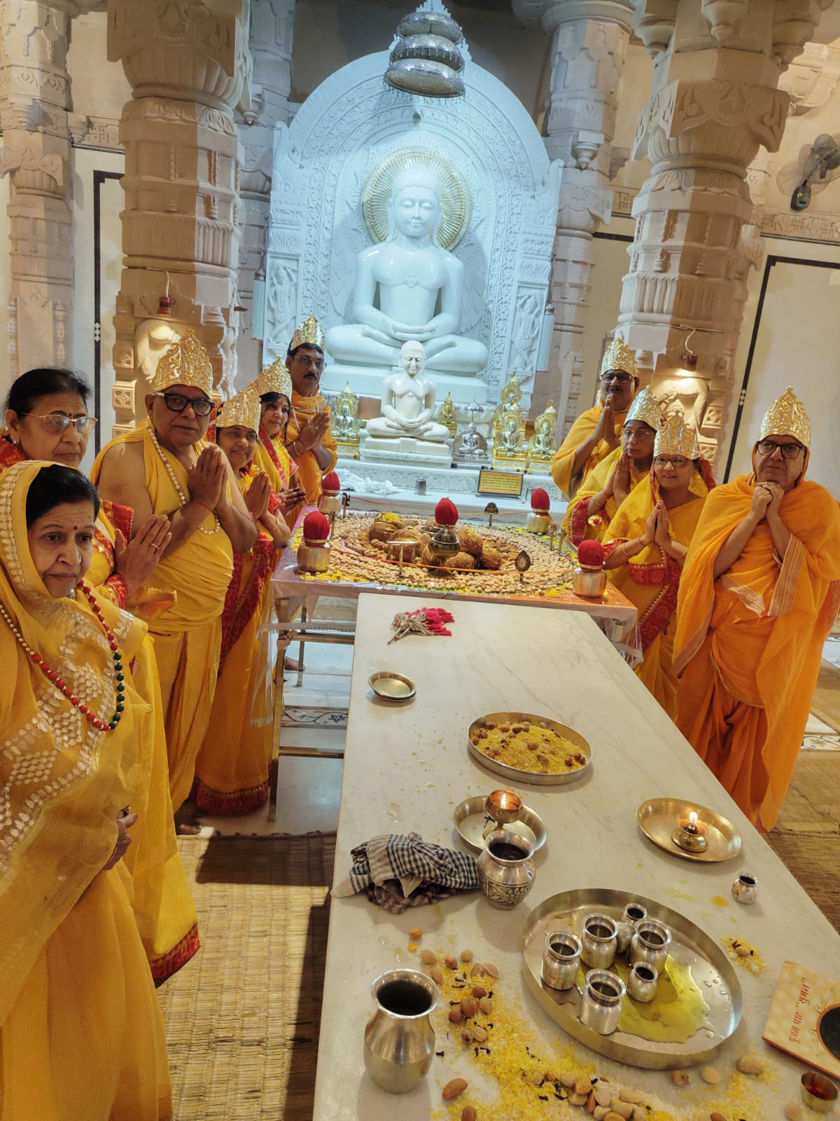 महायज्ञ में शामिल लोग