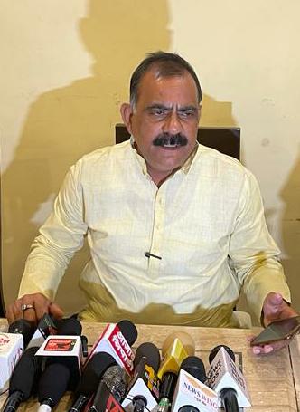 आलोक दुबे की फाइल फोटो आलोक दुबे की फाइल फोटो