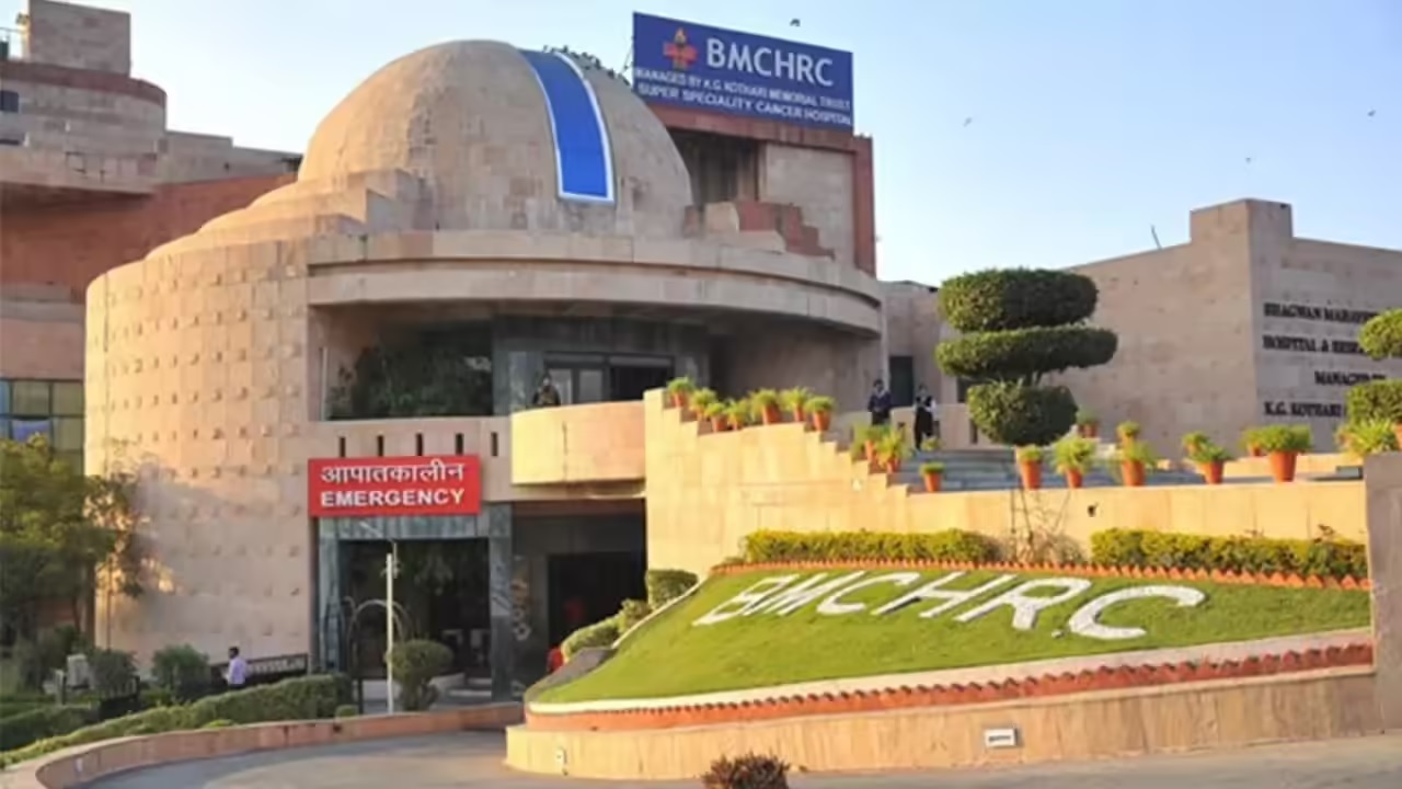 राष्ट्रीय कैंसर जागरूकता दिवस: मुंह एवं गले के कैंसर केसेज में हो रही है तेजी से बढ़ोतरी राष्ट्रीय कैंसर जागरूकता दिवस: मुंह एवं गले के कैंसर केसेज में हो रही है तेजी से बढ़ोतरी