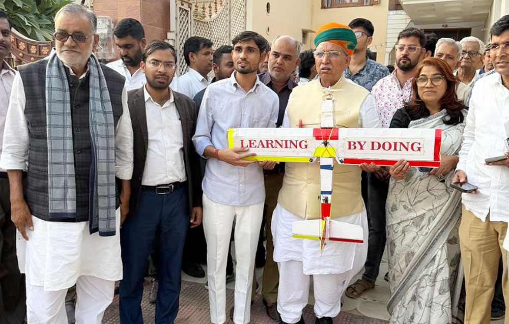 मूल कर्तव्यों के साथ साइंटिफिक टेम्परामेंट क्रिएट करना चाहते थे महान वैज्ञानिक डॉ एचपी व्यास : केंद्रीय मंत्री मूल कर्तव्यों के साथ साइंटिफिक टेम्परामेंट क्रिएट करना चाहते थे महान वैज्ञानिक डॉ एचपी व्यास : केंद्रीय मंत्री