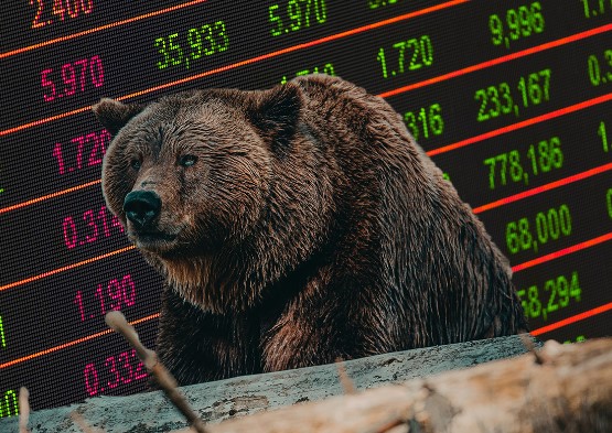 लगातार तीसरे दिन गिरावट के साथ बंद हुए सेंसेक्स और निफ्टी