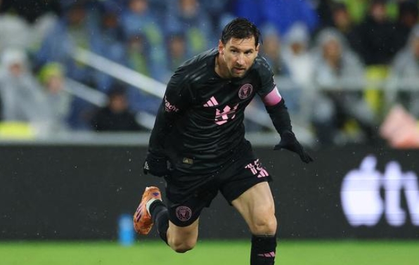 स्टार फुटबॉलर लियोनेल मेसी