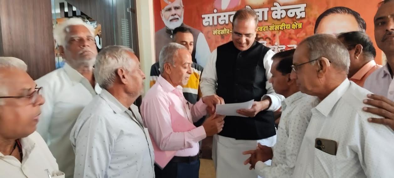 मास्टर प्लान 2041 को लेकर  टाउन एंड कंट्री के साथ हुई बैठक में जमकर नाराजगी व्यक्त कीं सांसद और विधायक ने