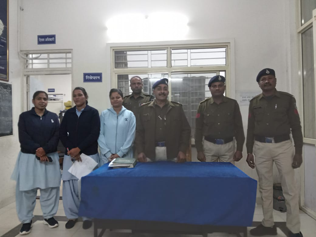 Seoni: Kotwali Seoni police revealed the Bargi theft, two accused women arrested. Seoni: Kotwali Seoni police revealed the Bargi theft, two accused women arrested.