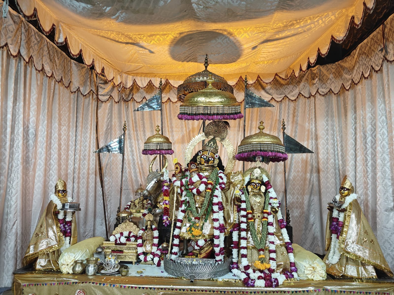 गोविंद देवजी के पंच कुंडीय गायत्री महायज्ञ में गूंजेगा वंदे मातरम् गोविंद देवजी के पंच कुंडीय गायत्री महायज्ञ में गूंजेगा वंदे मातरम्