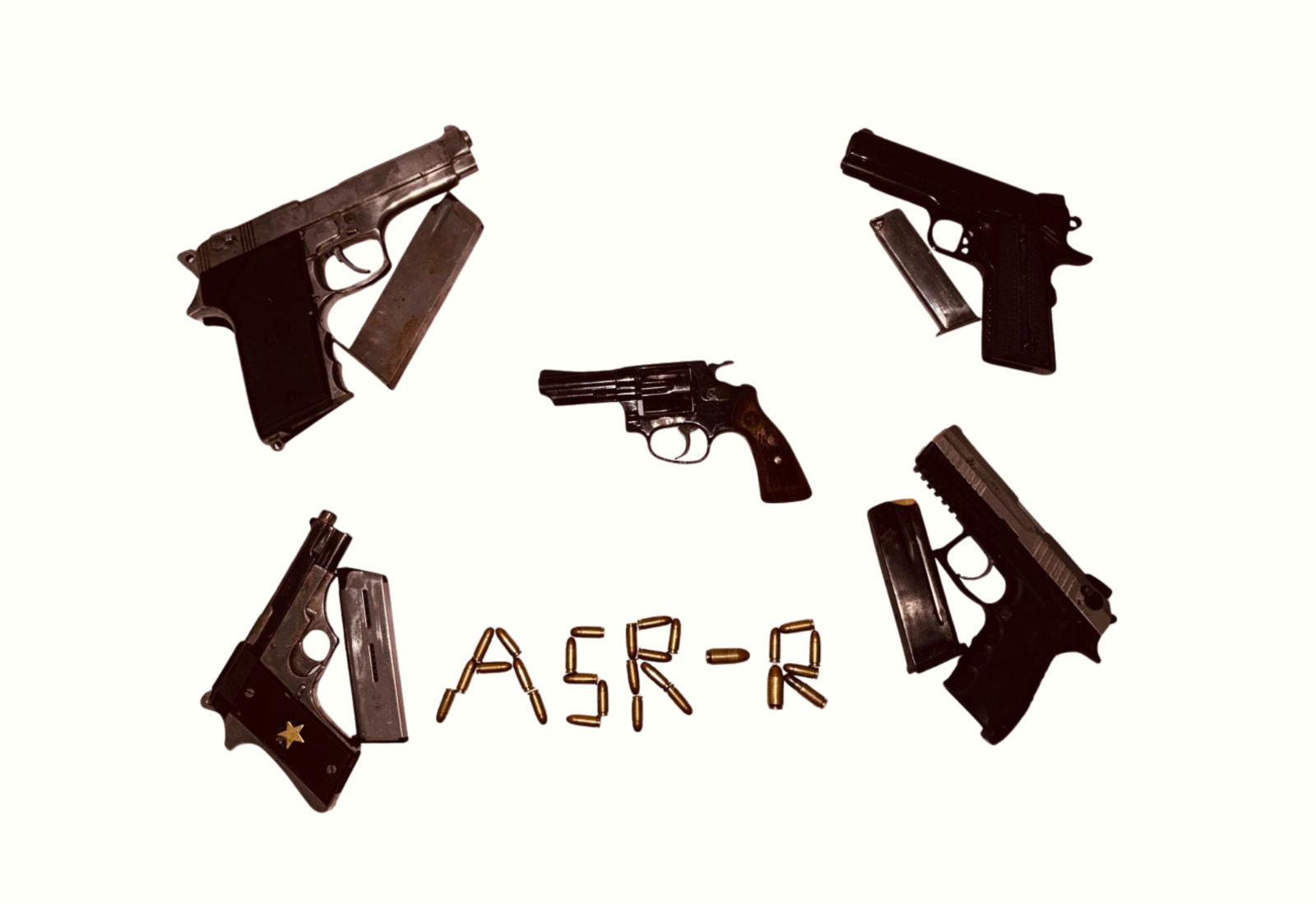 पंजाब पुलिस द्वारा बरामद हथियार