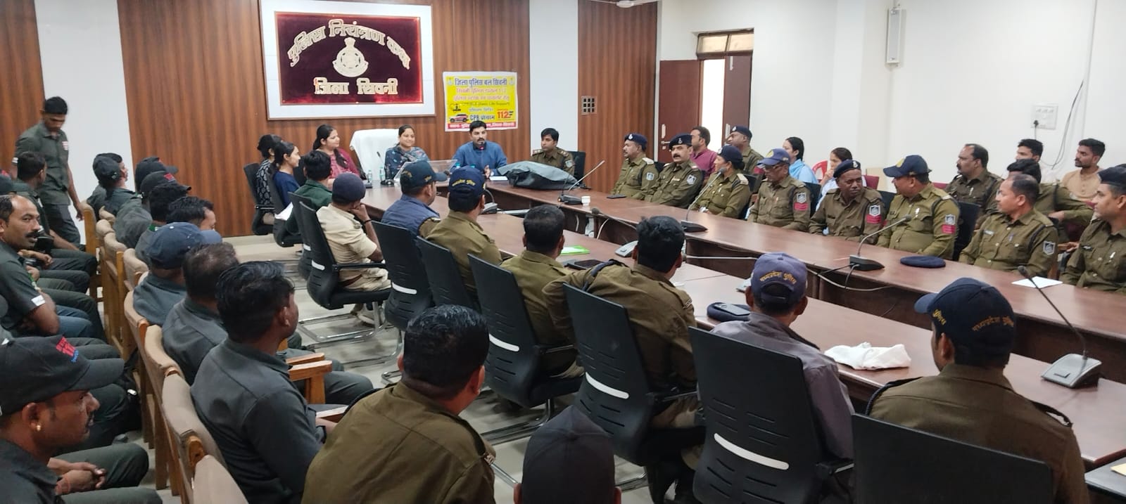 seoni-police-force-trained-in-basic-life-support-and-cpr