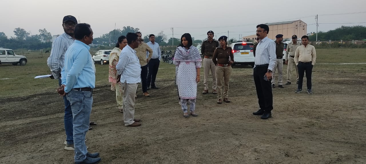 सिवनीः मुख्यमंत्री लाड़ली बहना हितलाभ वितरण कार्यक्रम की तैयारियाँ अंतिम चरण में सिवनीः मुख्यमंत्री लाड़ली बहना हितलाभ वितरण कार्यक्रम की तैयारियाँ अंतिम चरण में