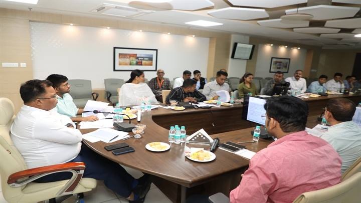 एमपीआईडीसी से जुड़े मुद्दों पर कार्यवाही हेतु बैठक