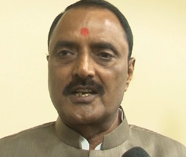 मंत्री राकेश शुक्ला (फाइल फोटो)